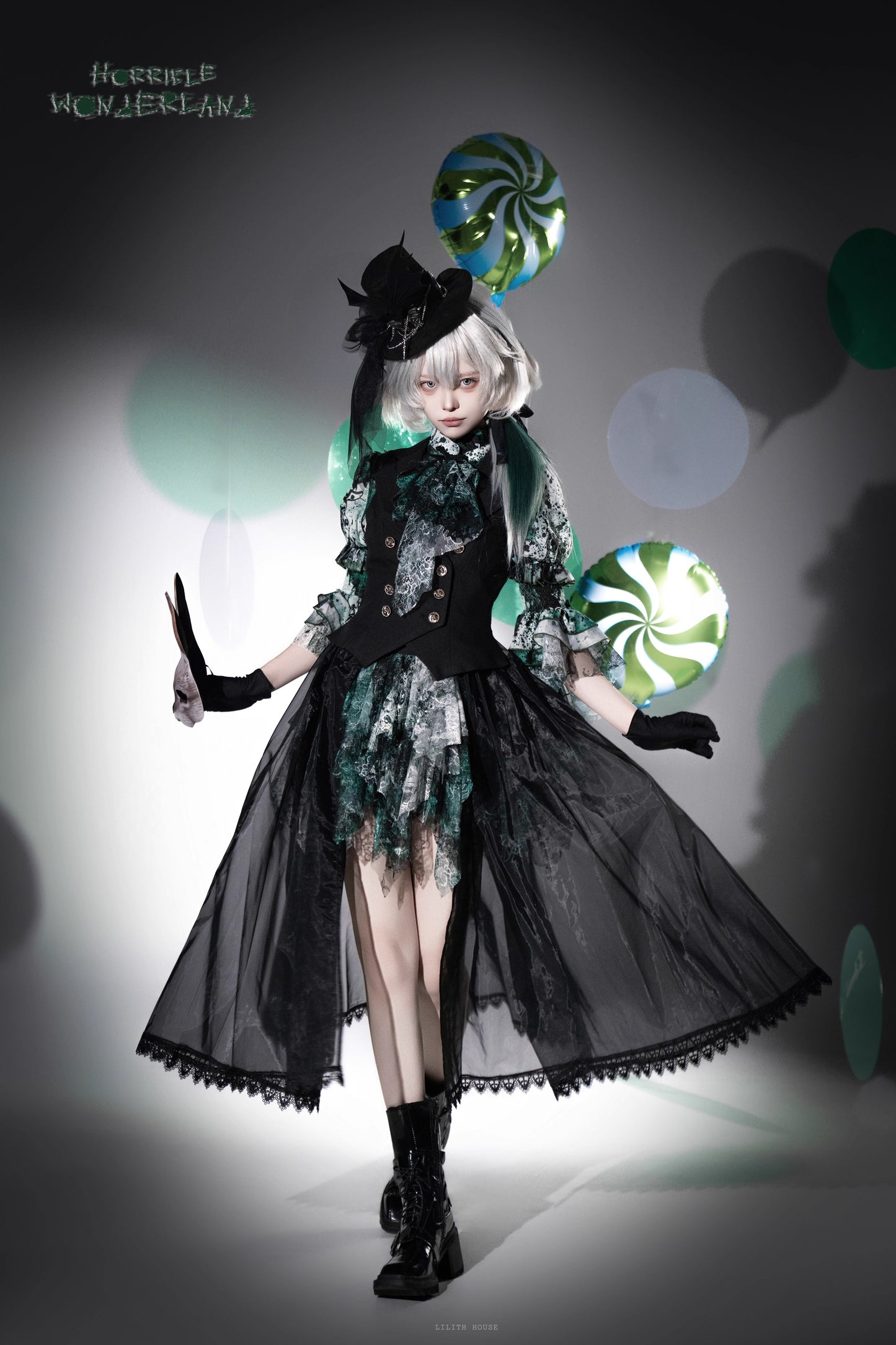 【受注予約~12/10】Horrible Wonderland ブラウス(プリントver.)【Lilith House】