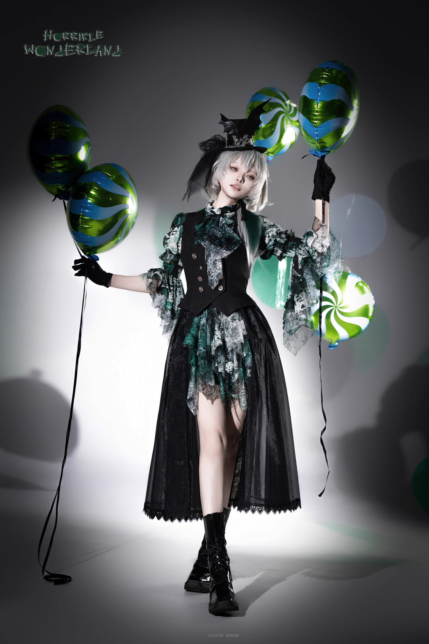 【受注予約~12/10】Horrible Wonderland ブラウス(プリントver.)【Lilith House】