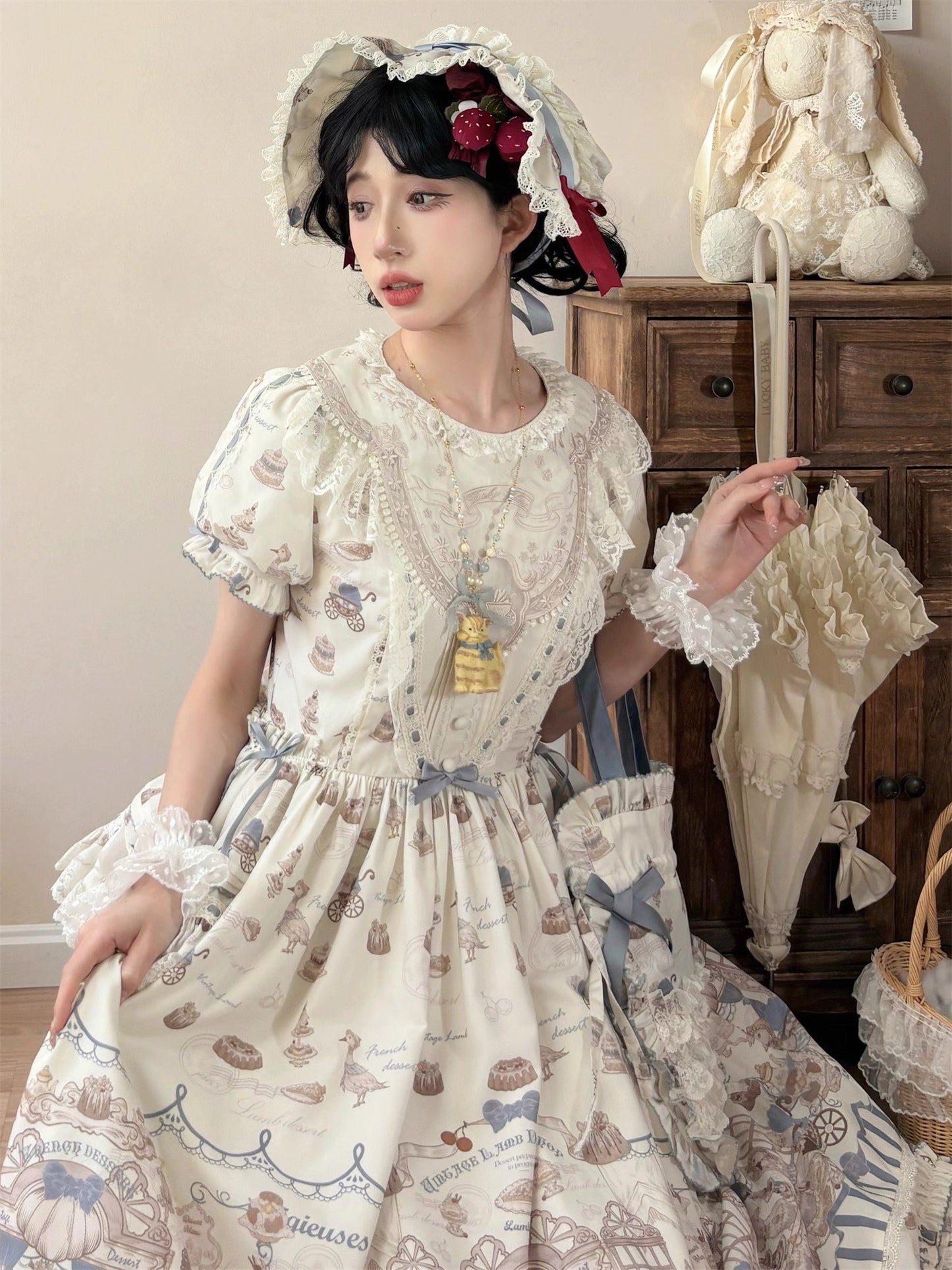 【受注予約~12/10】Antique Dessert Shop ワンピース【babyblue】