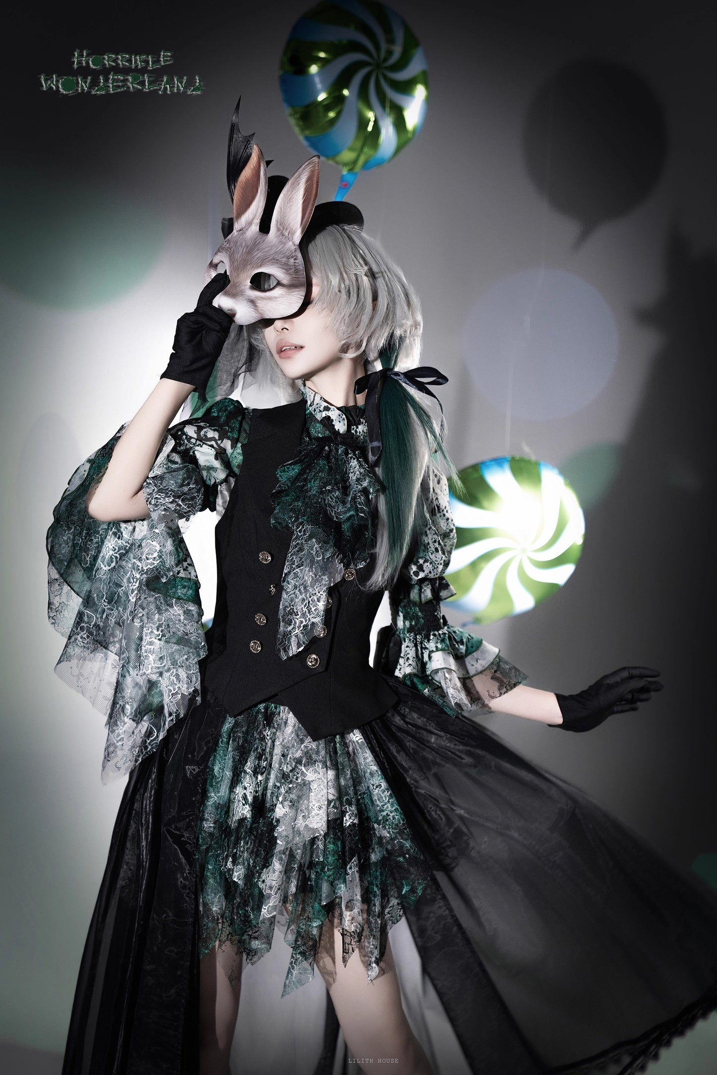 【受注予約~12/10】Horrible Wonderland ブラウス(プリントver.)【Lilith House】