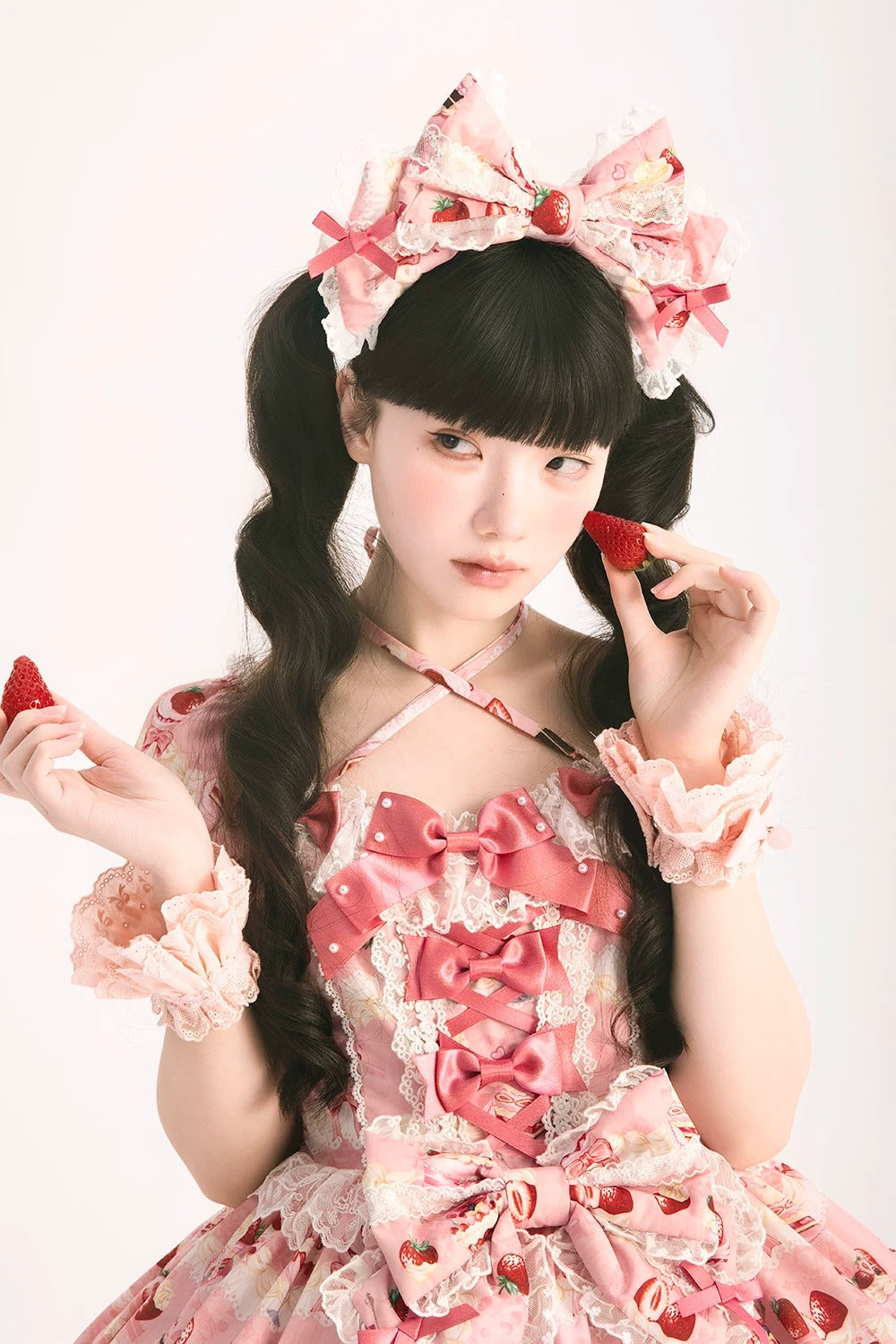 【受注予約~9/28】イチゴと花束 3.0 アクセサリー【Antique Doll】