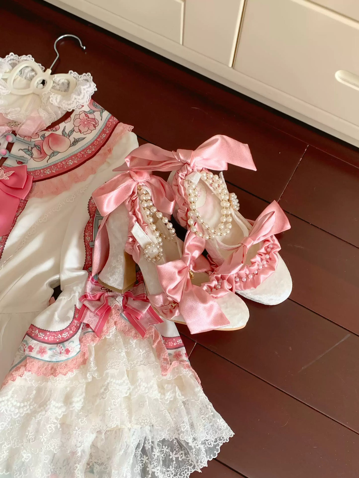 【受注予約~4/27】Ribbon Sonata ヒールパンプス【Aimee】