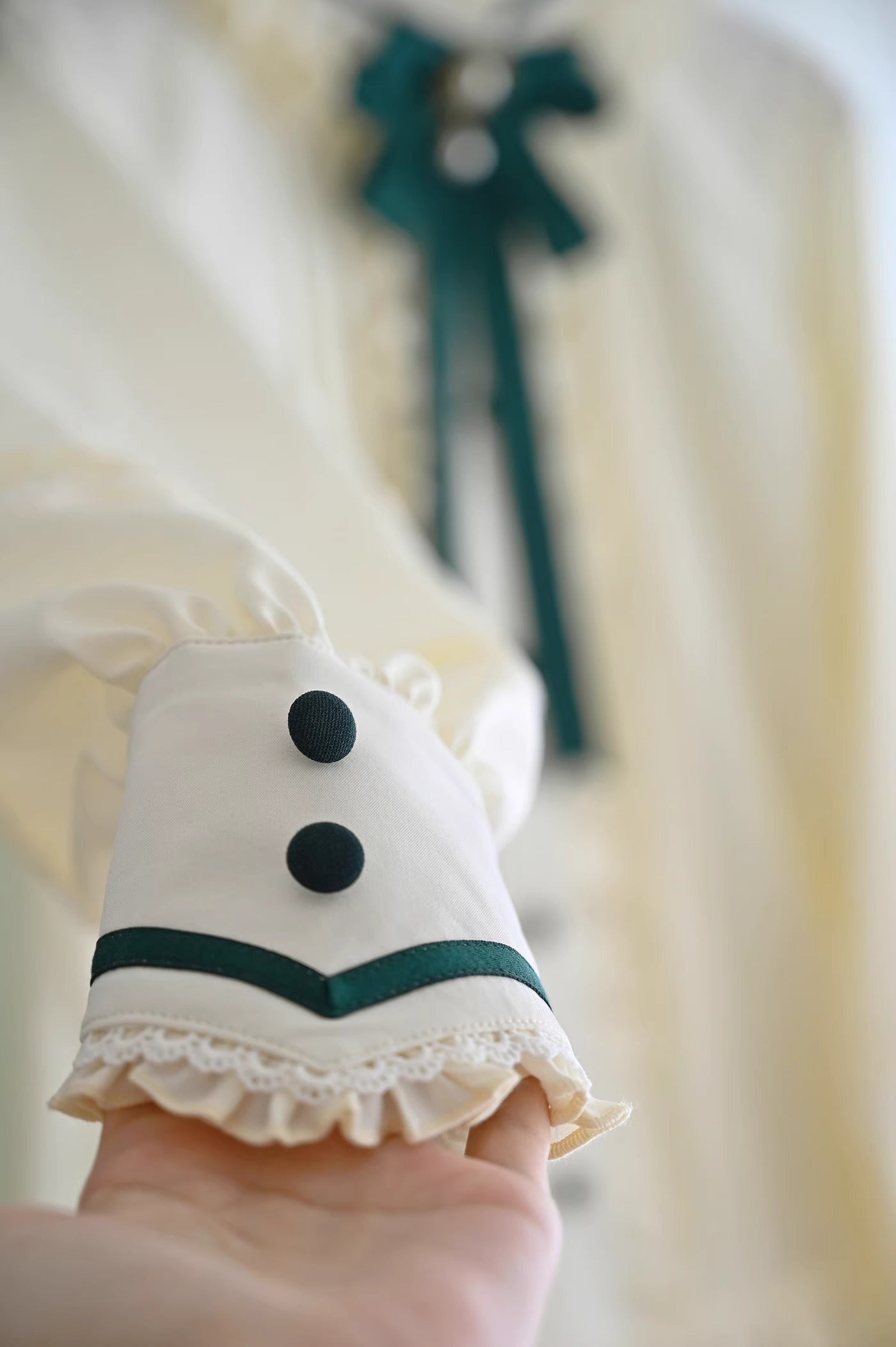 【受注予約~10/30】スミレ色の花手紙 ブラウス【MCLUSTER】