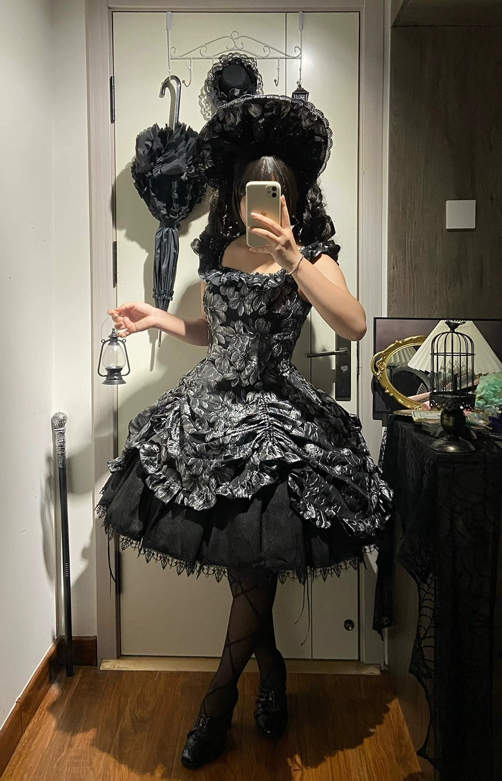 【受注予約~8/27】Midnight Lily ジャンパースカート【Miss Cube】