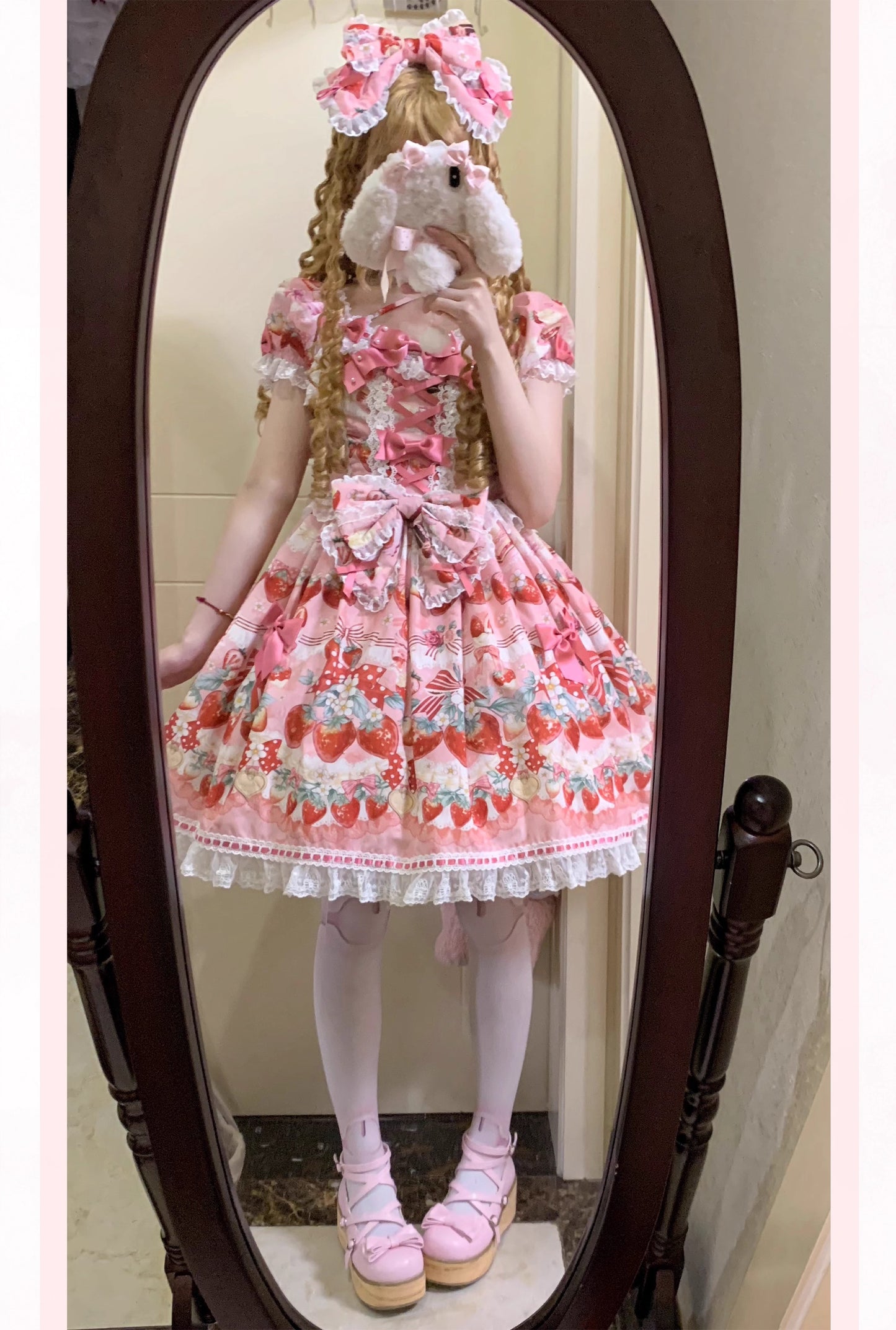 【受注予約~7/23】イチゴと花束 アクセサリー【Antique Doll】