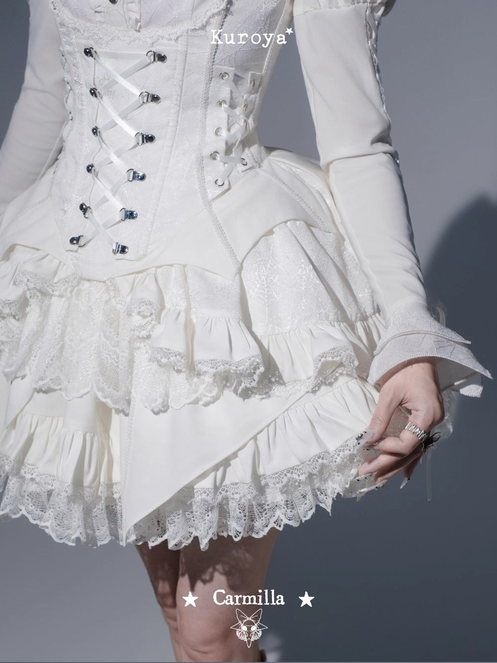 【受注予約~11/19】Camilla ブラウス・ベスト【Kuroya】