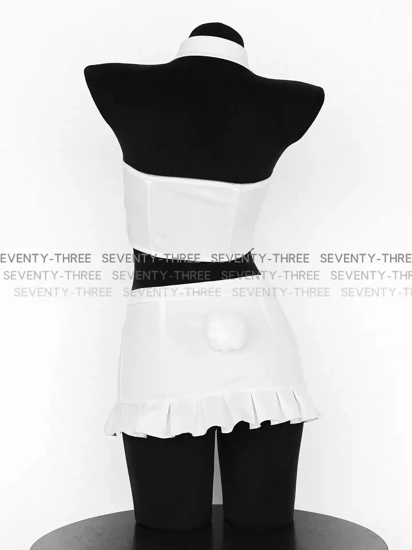 White Rabbit Tea Party Set [SEVENTY-THREE]