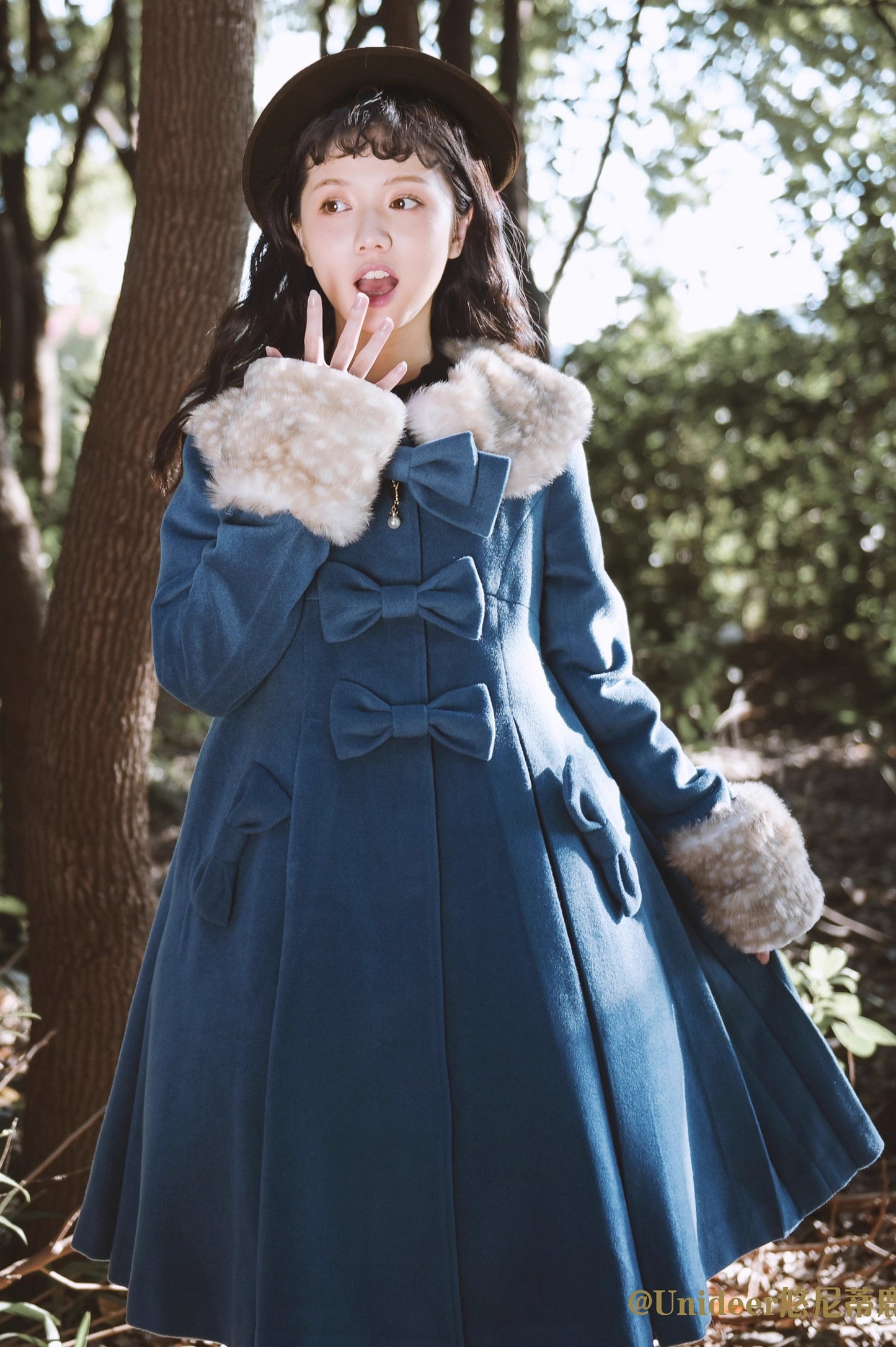 Aラインファーつきコート【Unideer】