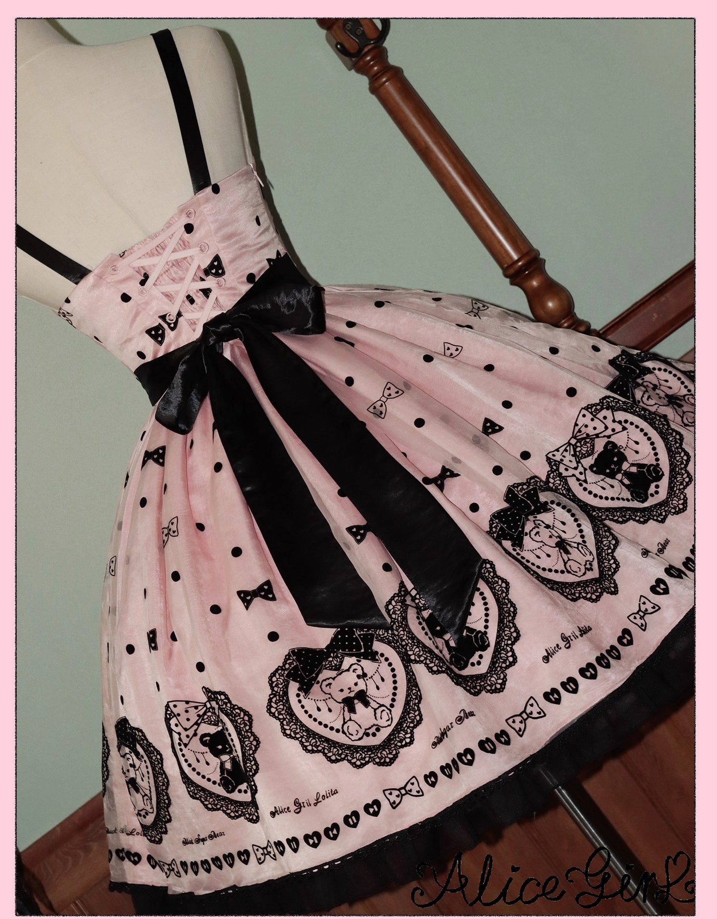 【受注予約~9/16】Brown Sugar Bear ジャンパースカート【Alice Girl】