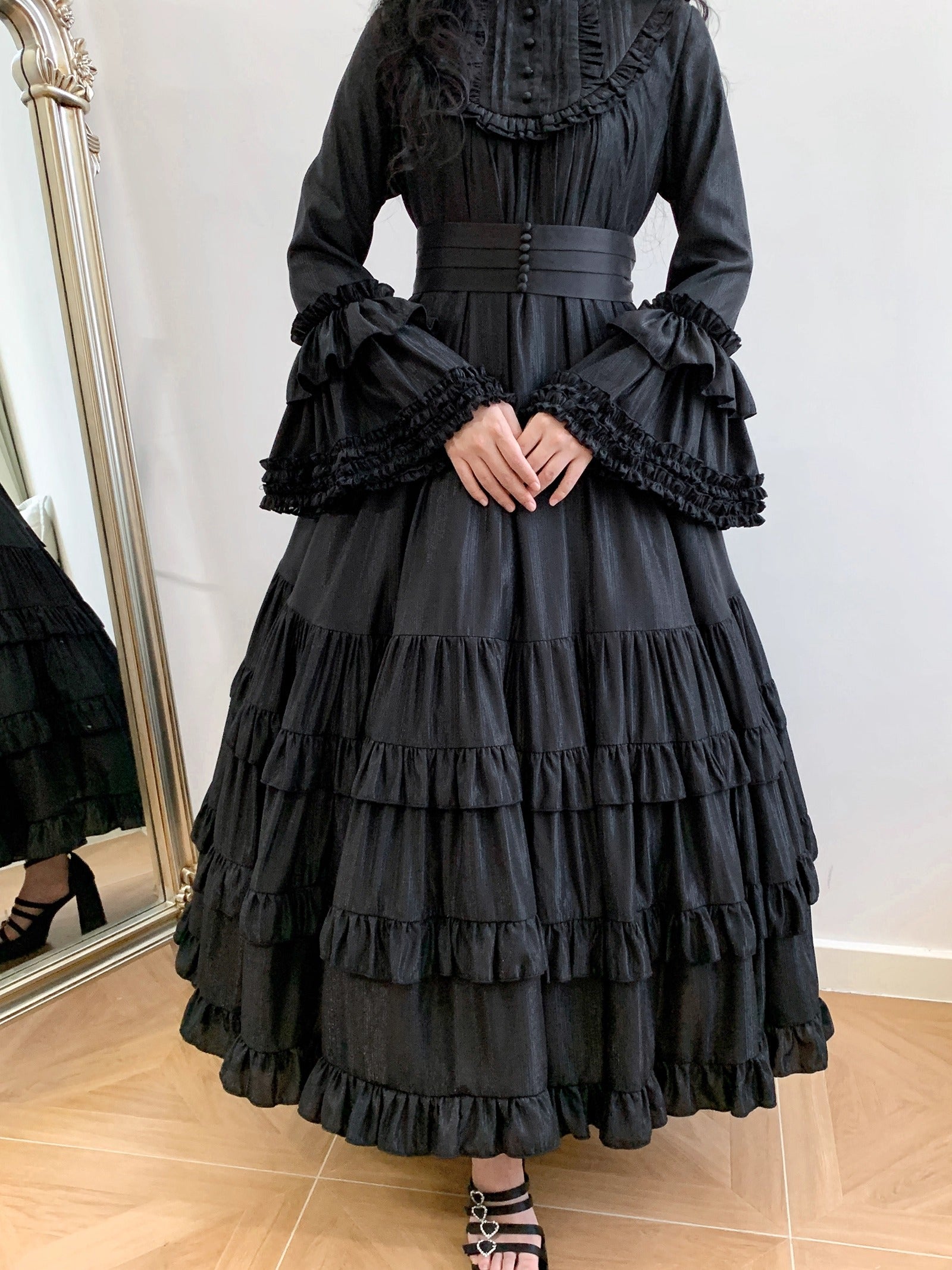 Princess of Windsor ワンピース・姫袖(ショート丈)【Little Dipper