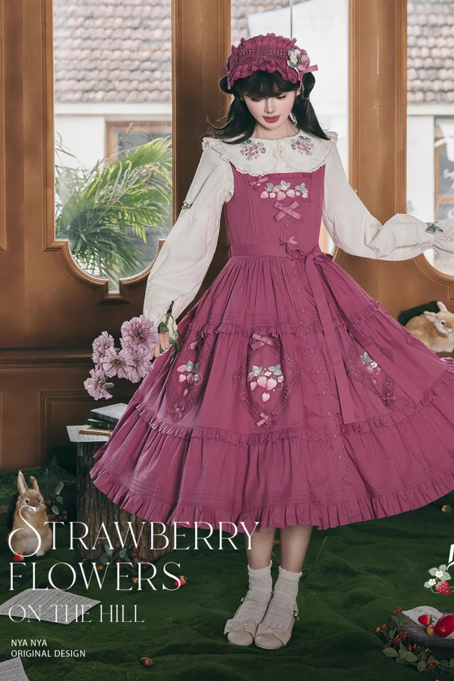 【受注予約~9/2】Strawberry Flowers on the Hill 5.0 ジャンパースカート(ショート丈)【NyaNya】