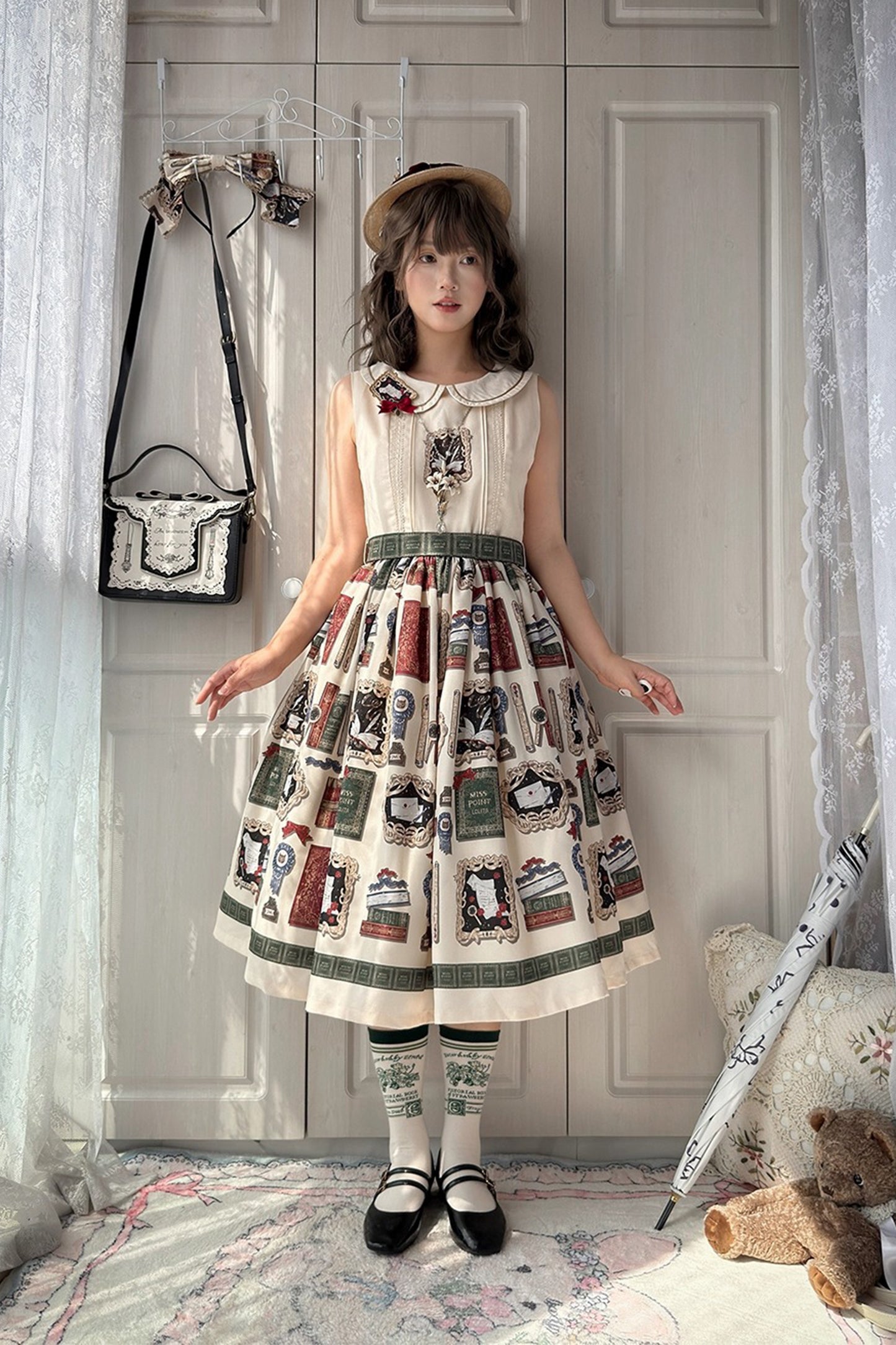 【受注予約~10/22】Wheat Book ジャンパースカート【Miss Cube】