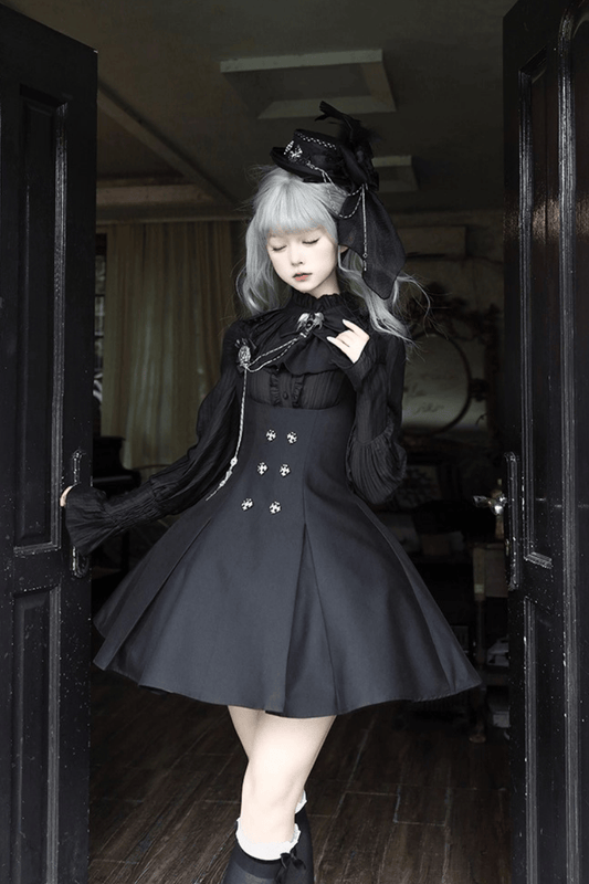 【受注予約~11/6】暗闇執事 ジャンパースカート【Alice Girl】