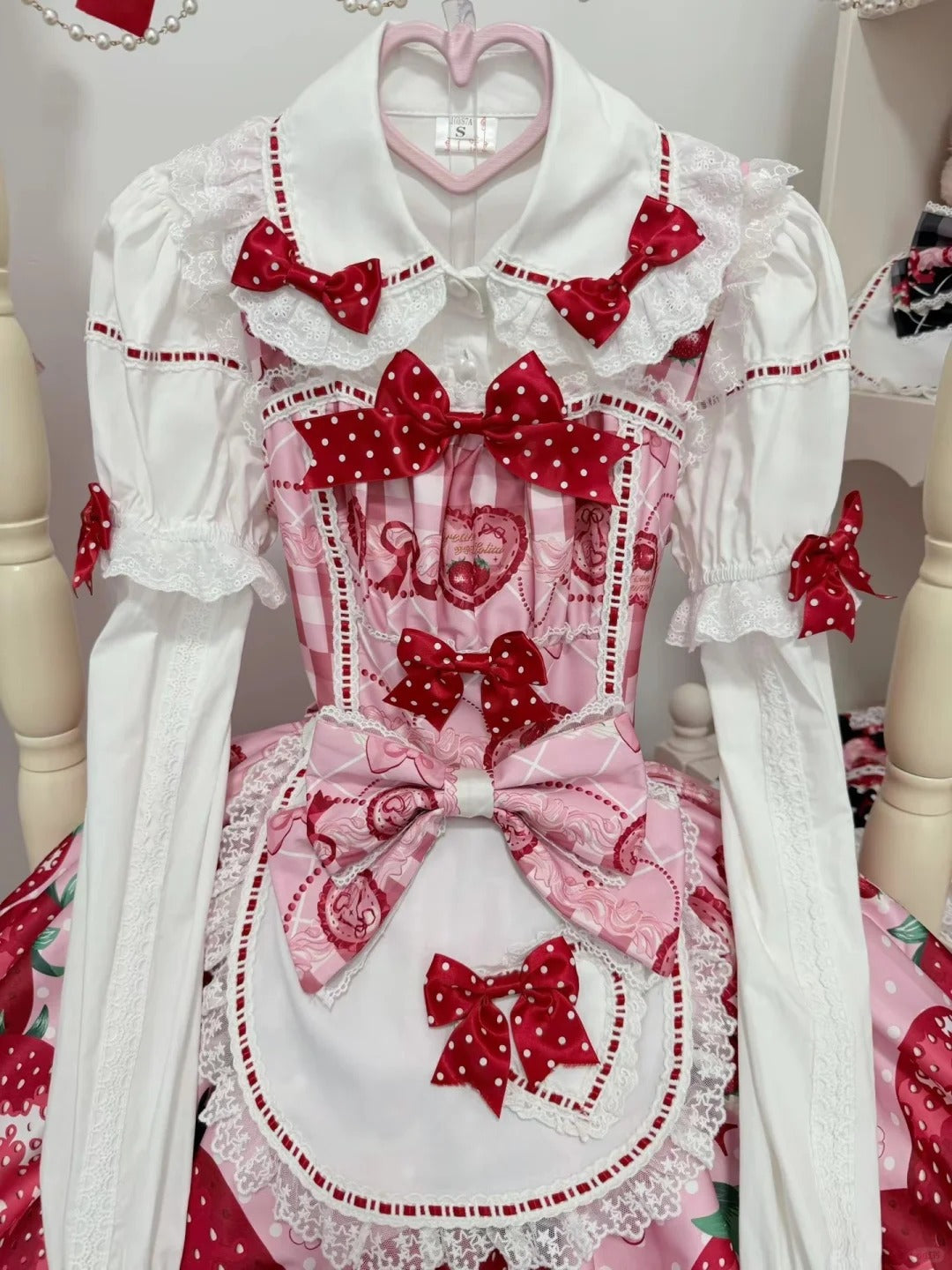 Strawberry Cream ブラウス【Dream Lolita】