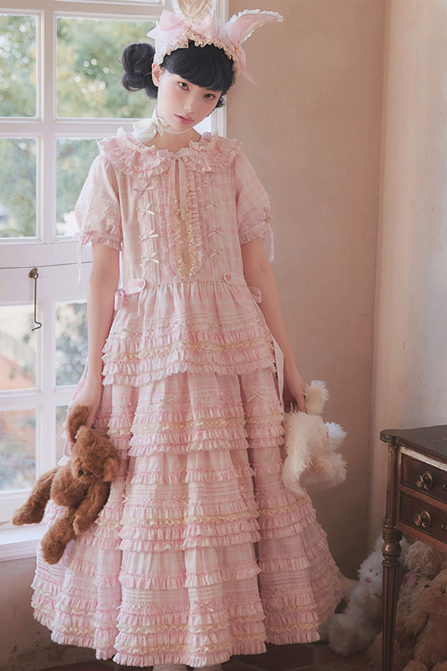 [Vorbestellungen bis 12. März möglich] Cremefarbenes Bunny-Kleid [Rich]