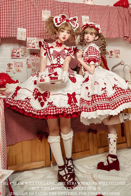 【受注予約~11/18】Strawberry Cake Illustration ギンガムワンピース・ジャンパースカート【花与珍珠匣】