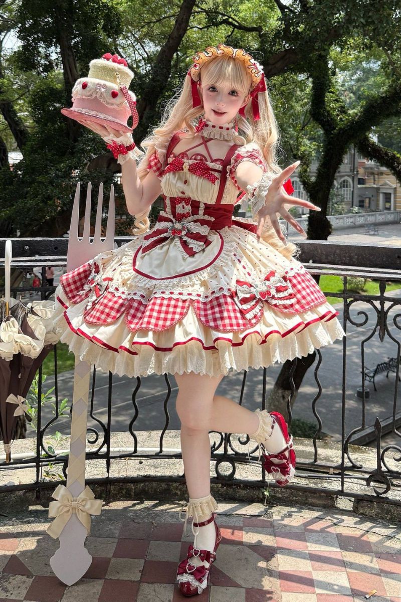【受注予約~2/19】Berry Forest ワンピース【小欣】