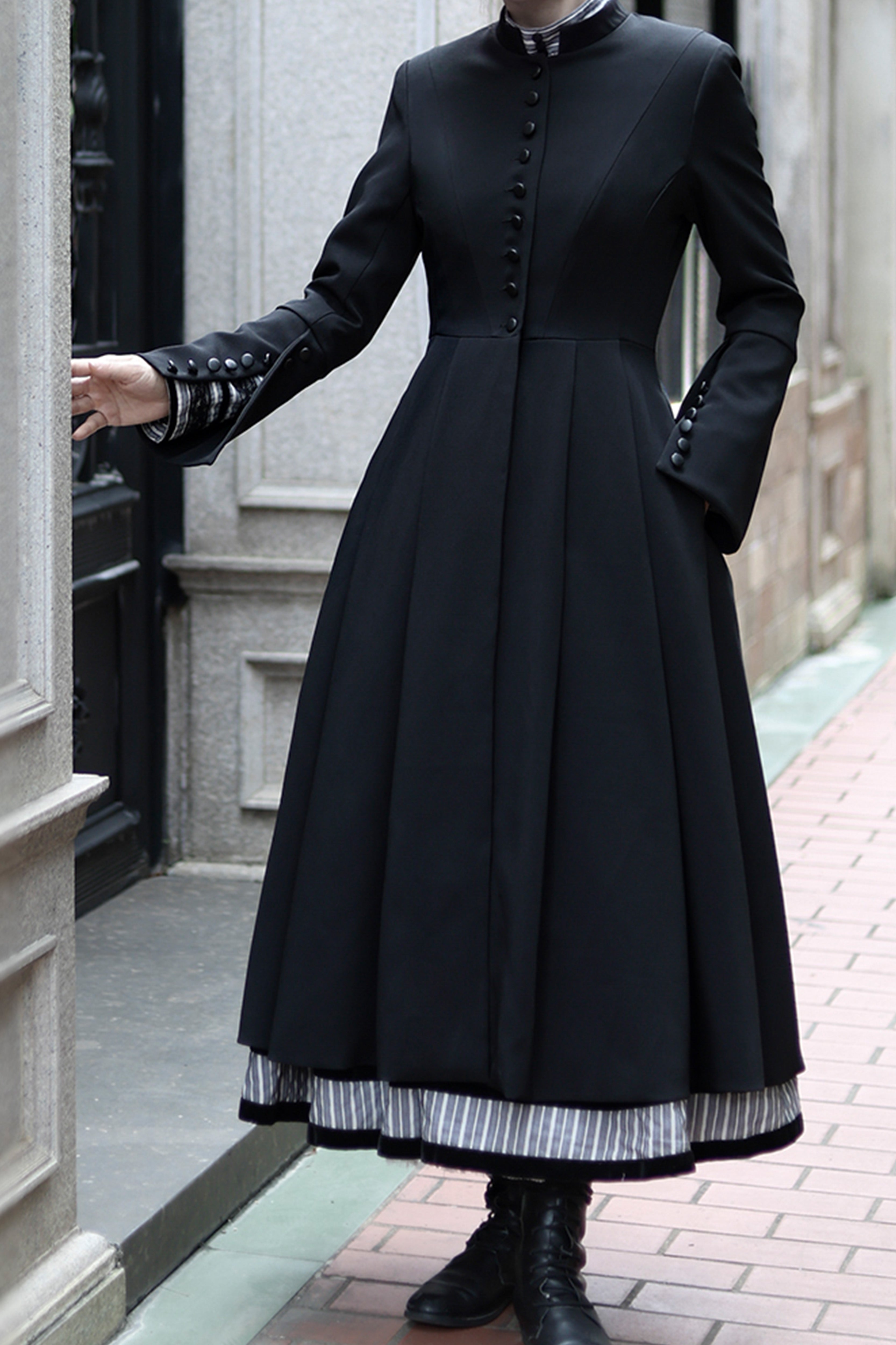 iroiro群青　刺し子ロングジャケット 受注予約~12/25】Dream Window ロングジャケット【麋鹿】 – Epetice