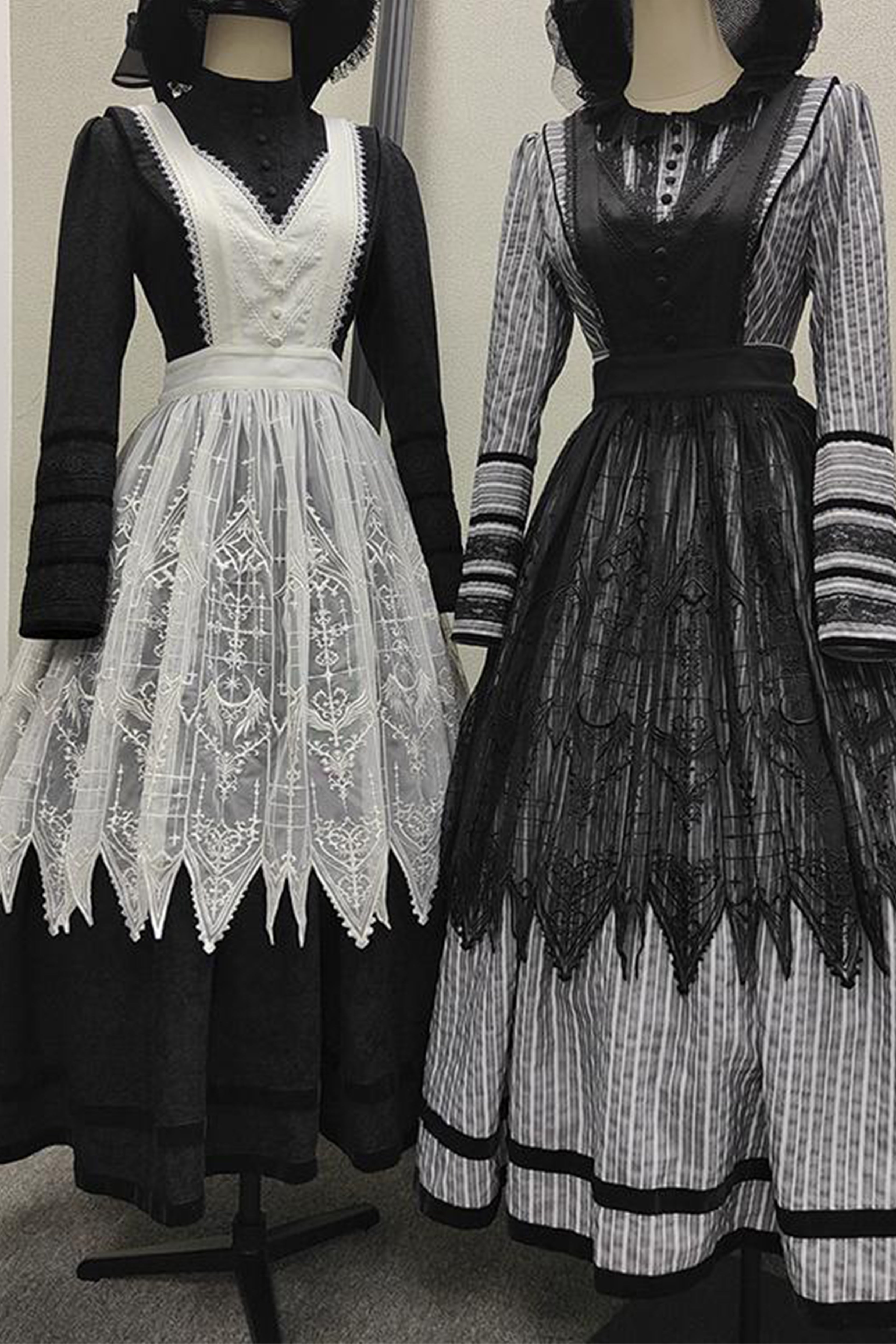 Dream Window Apron [Mika] – Epetice