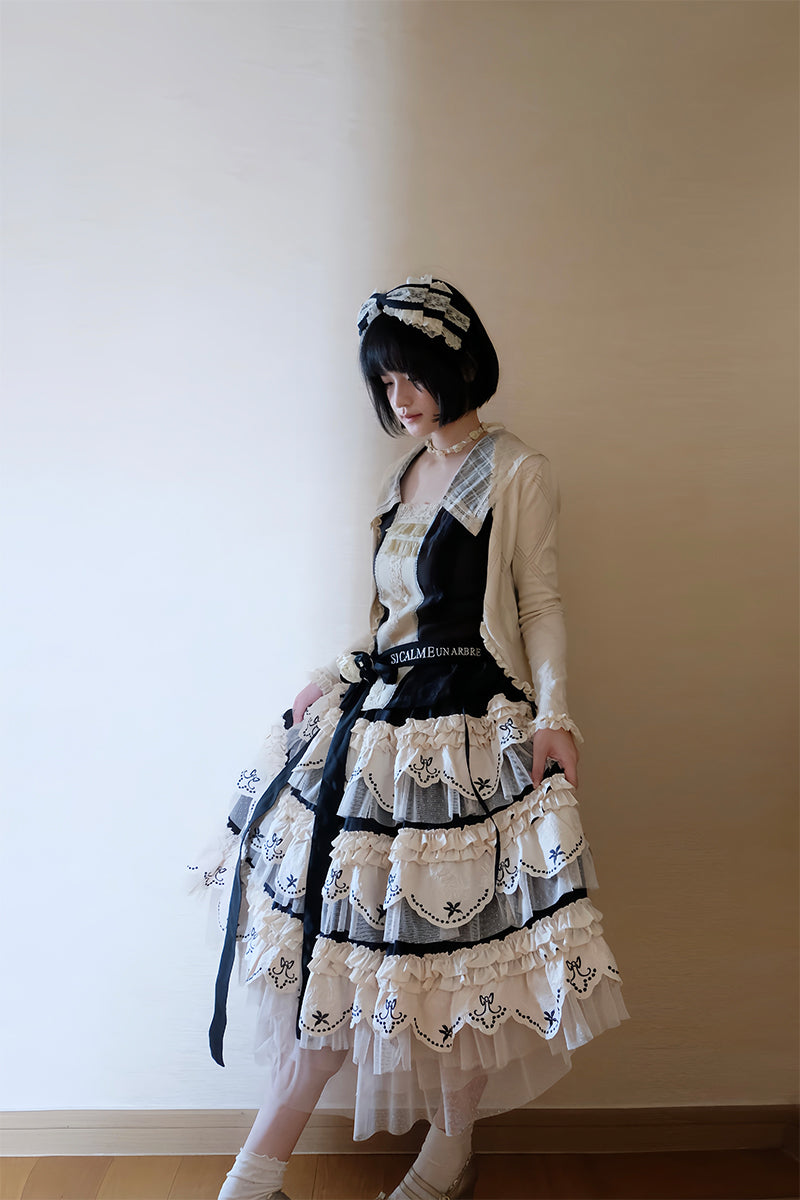 【受注予約~2/5】Miss Rabbit スカート【WhiteBird】