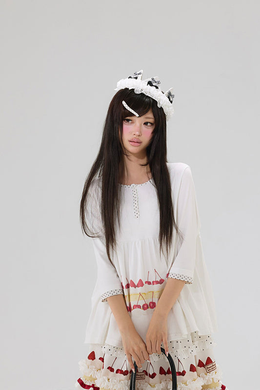 【受注予約~5/27】Creamy Strawberry Cake ブラウス・Tシャツ【BacioBouquet】